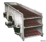 　新鄉(xiāng)市三鑫電機(jī)制造有限公司是一家專業(yè)設(shè)計(jì)、開(kāi)發(fā)電機(jī)的公司。公司鑄造、機(jī)加工、設(shè)計(jì)、開(kāi)發(fā)及生產(chǎn)各類特種電動(dòng)機(jī)于一體，具有雄厚的產(chǎn)品開(kāi)發(fā)能力，擁有先進(jìn)的生產(chǎn)和檢測(cè)設(shè)備，已全面通過(guò)最新版ISO9001：2000國(guó)際質(zhì)量管理體系認(rèn)證。公司主要生產(chǎn)YZS、YZU系列振動(dòng)源三相異步電動(dòng)機(jī)及派生系列YZVP系列振動(dòng)電機(jī)、YZO系列振動(dòng)電機(jī)、JZO振動(dòng)電機(jī)、Y系列電機(jī)和YCT電磁調(diào)速電機(jī)等系列產(chǎn)品及工業(yè)氣泵打碼